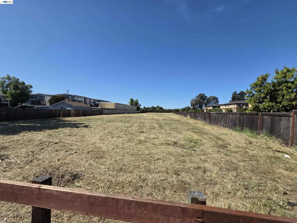 29495 Dixon St, Hayward, California 94544 — photo 4