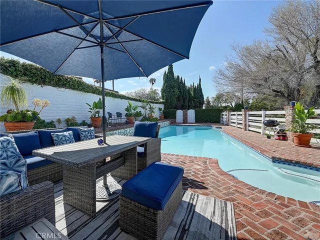 Pool House