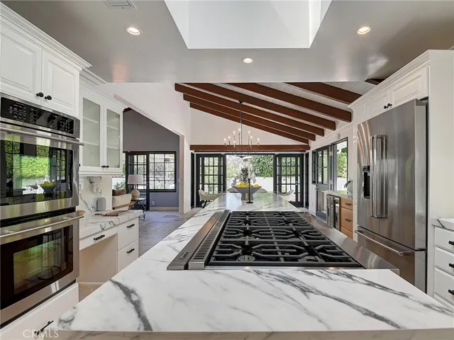 46 Empty Saddle Road, Rolling Hills Estates, California 90274