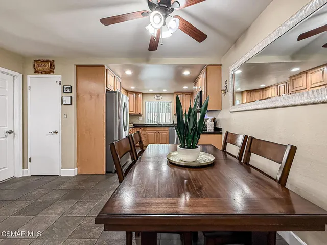 bKitchen and Dining3