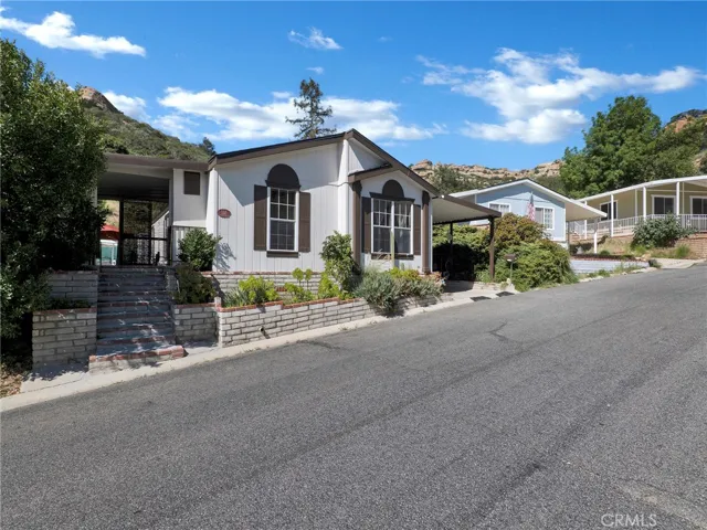 24425 Woolsey Canyon Road 132, West Hills, California 91304