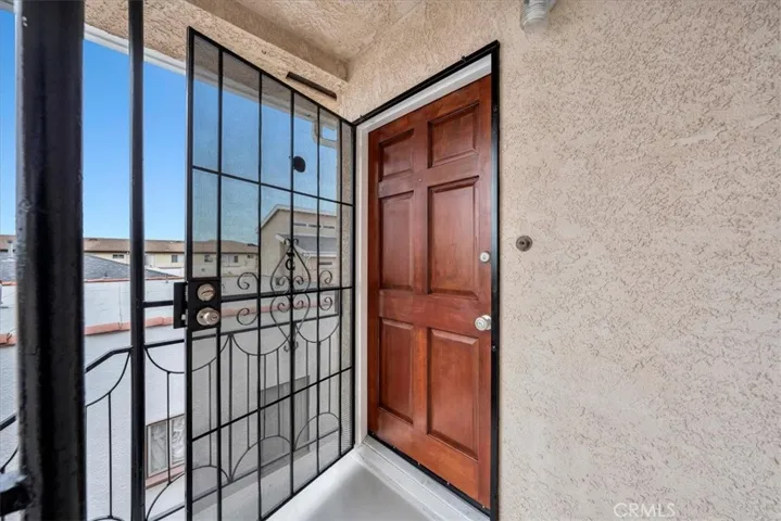 Locking breeze doors on each unit allow for enjoyment of the weather.