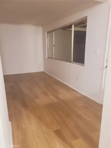 Living Room, 1089