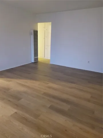 Living Room, 1089