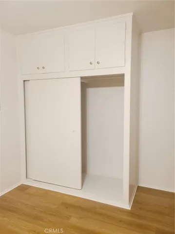 Bedroom Closet, 1089