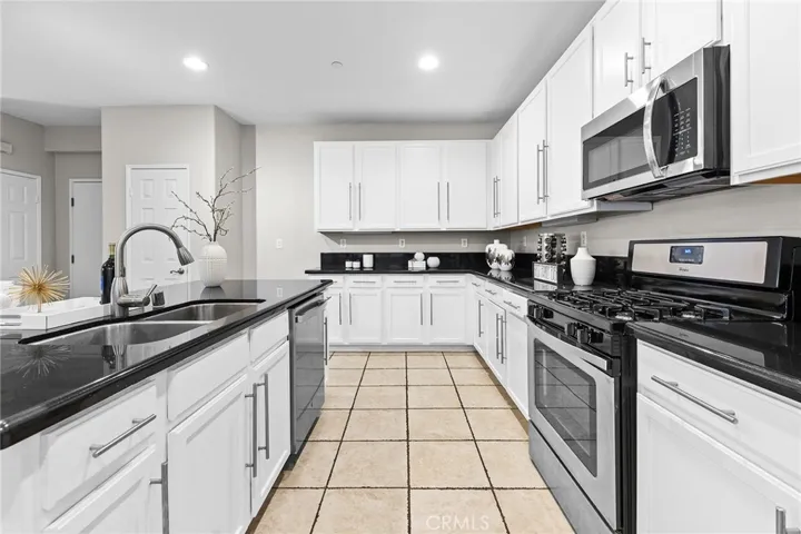 7353 W Ellena W 64, Rancho Cucamonga, California 91730