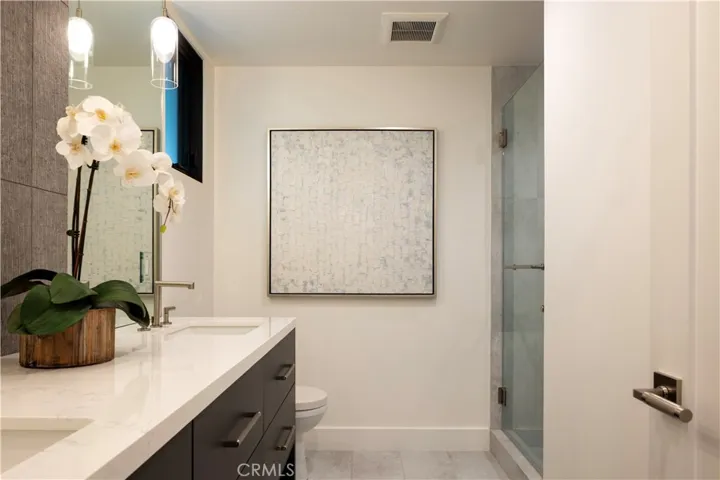304 Goldenrod Avenue, Corona Del Mar, California 92625
