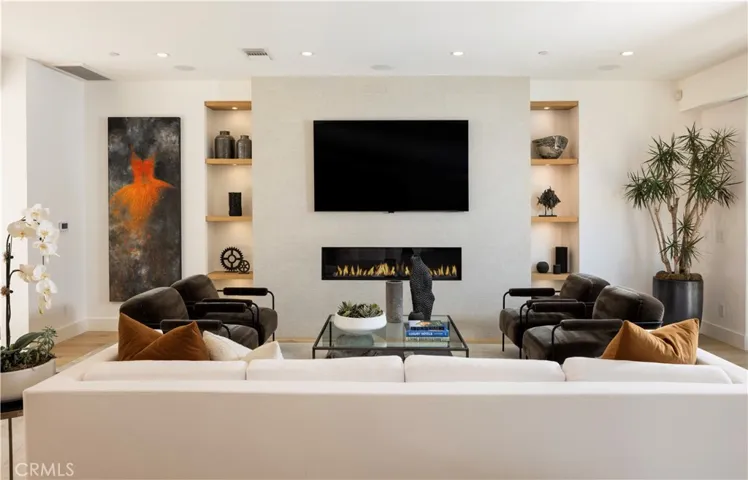 304 Goldenrod Avenue, Corona Del Mar, California 92625
