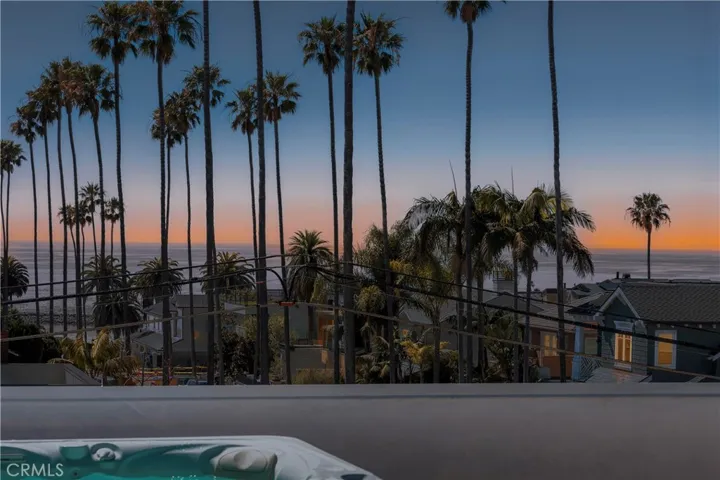 304 Goldenrod Avenue, Corona Del Mar, California 92625