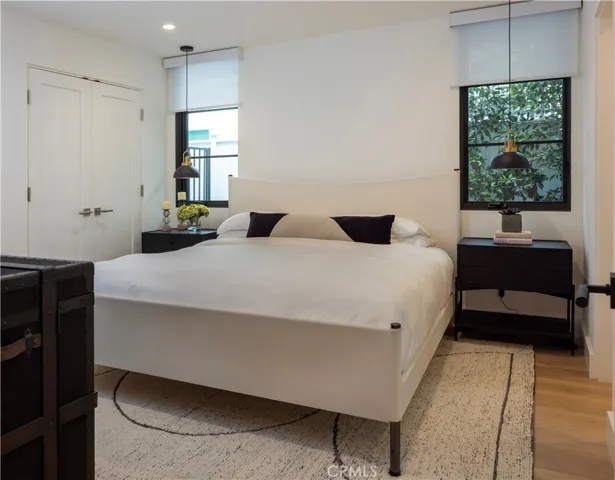 304 Goldenrod Avenue, Corona Del Mar, California 92625