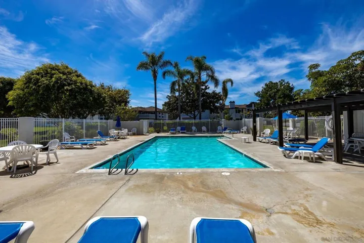 Swimming Pool/Hot Tub/Sauna