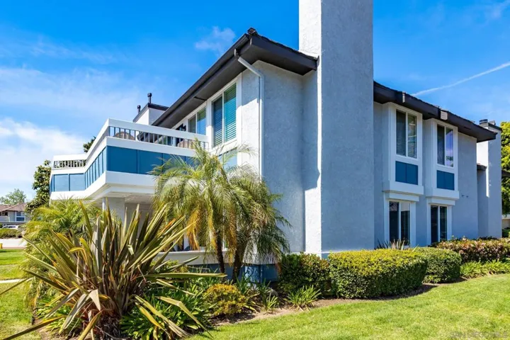 First floor corner unit