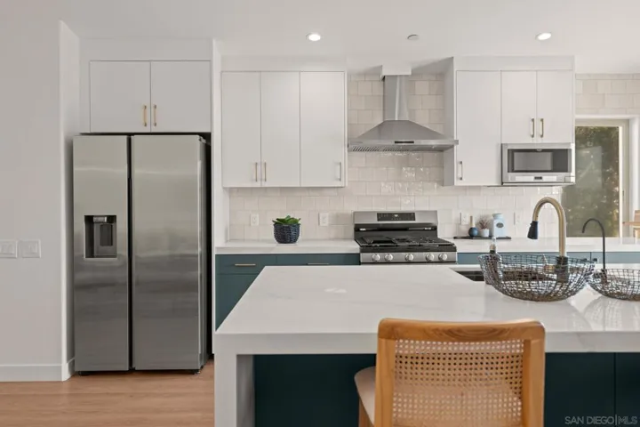 Newly Renovated Kitchen