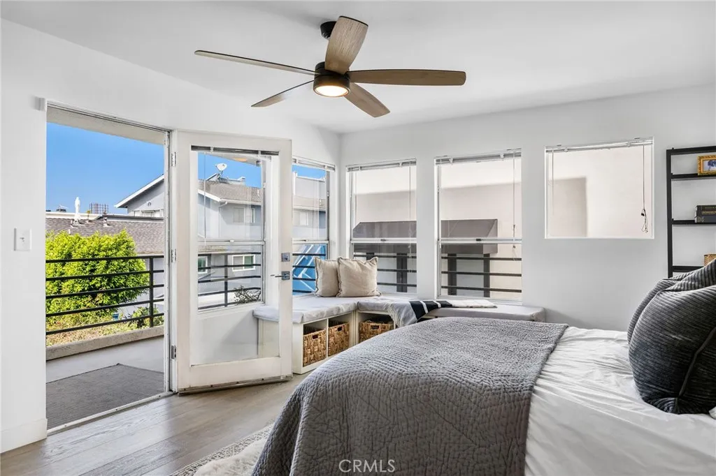 primary bed balcony