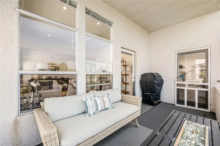Top floor patio