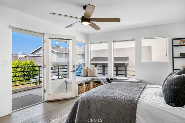 primary bed balcony