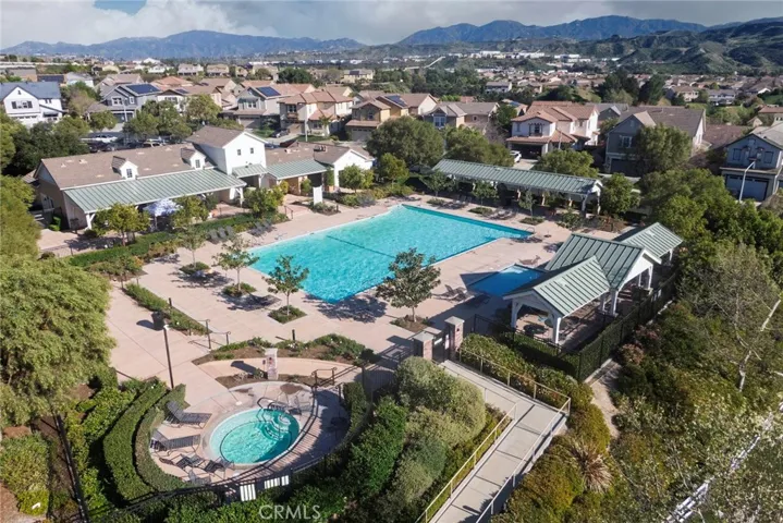 Community pool