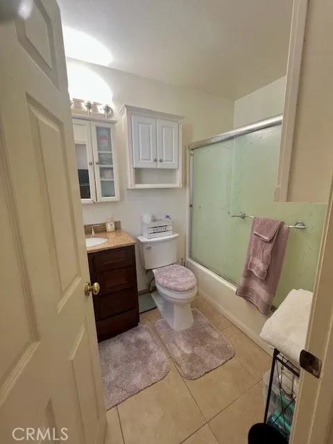 Master Bathroom upstairs