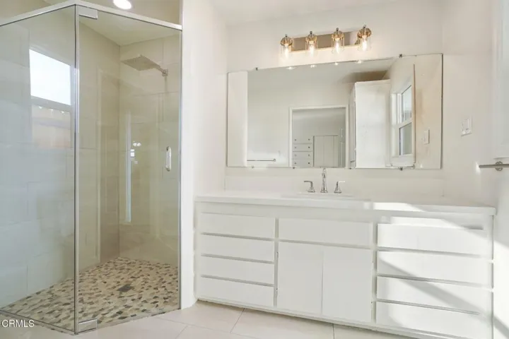 26-web-or-mls-W 188th St-S1903-026