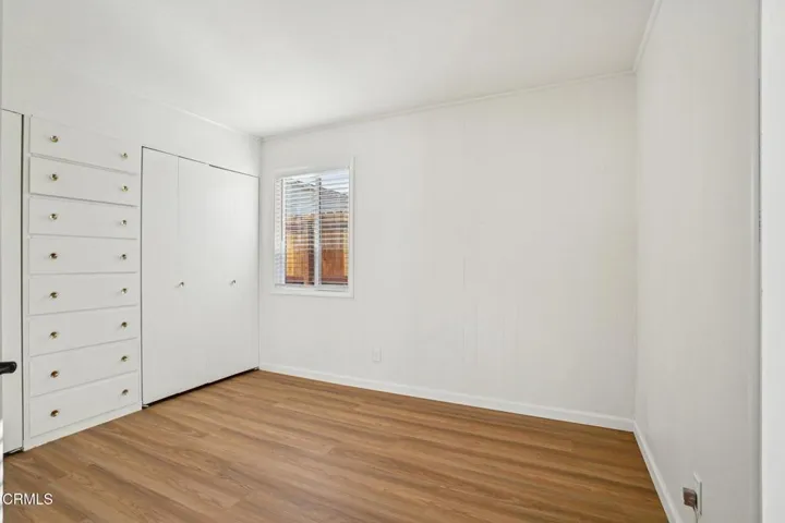 23-web-or-mls-W 188th St-S1903-023