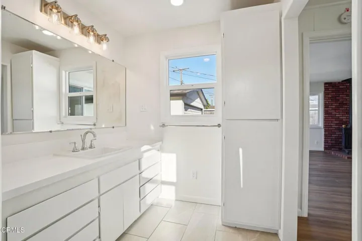 28-web-or-mls-W 188th St-S1903-028