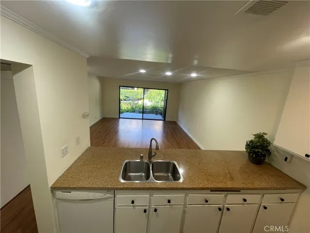 Kitchen water view, extra large breakfast nook