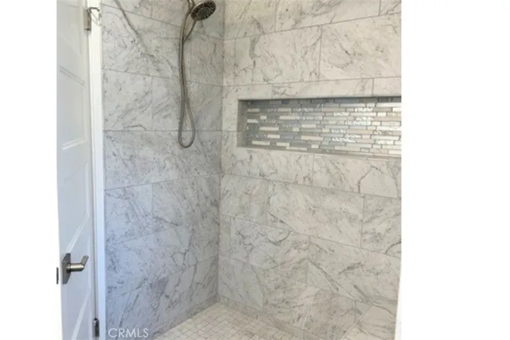 Primary shower