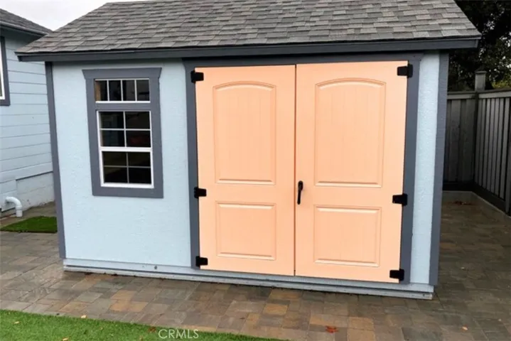 Storage shed