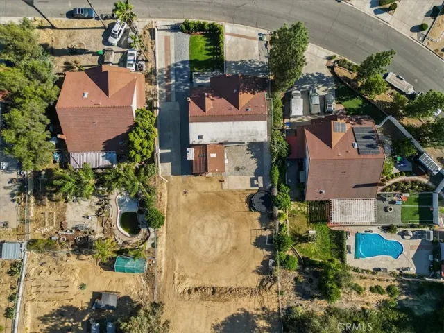 21890 Victorian, Wildomar, California 92595