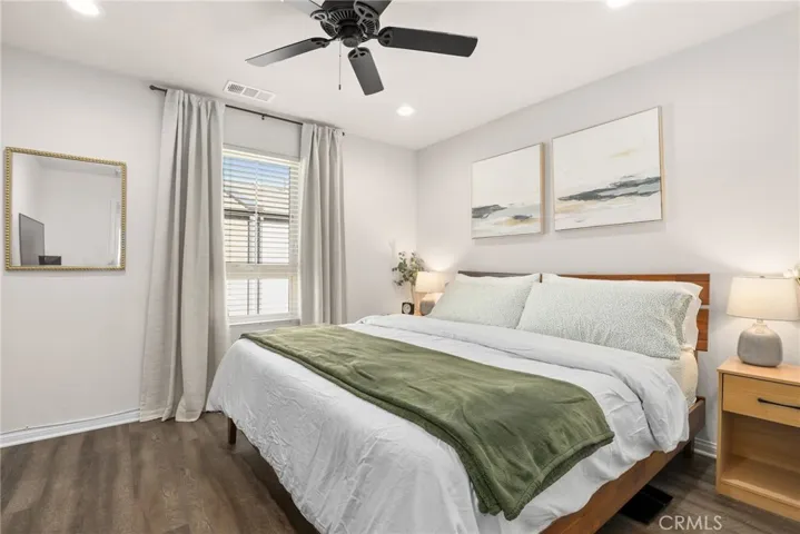 Upstairs 2nd Bedroom