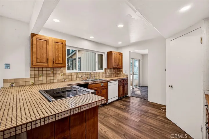 lots of counter space