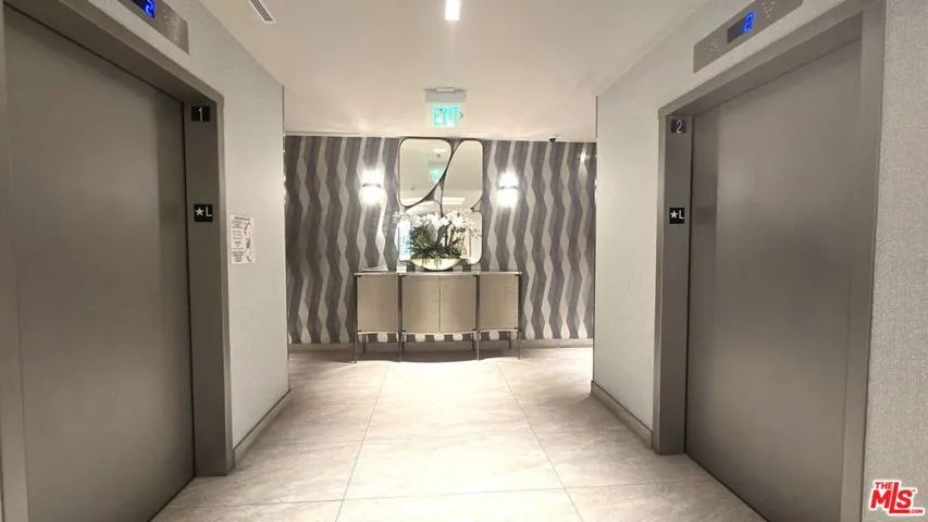 Lobby contains 2 elevators
