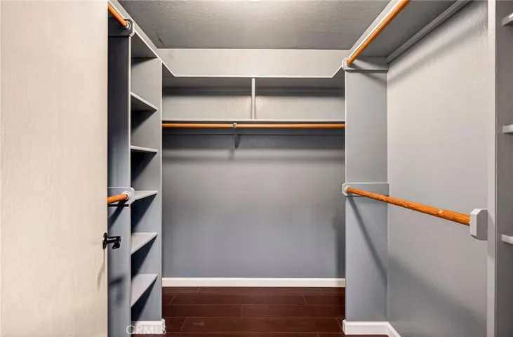 walk-in closet