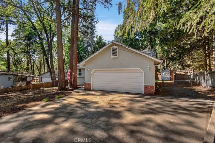 side yard RV parking access