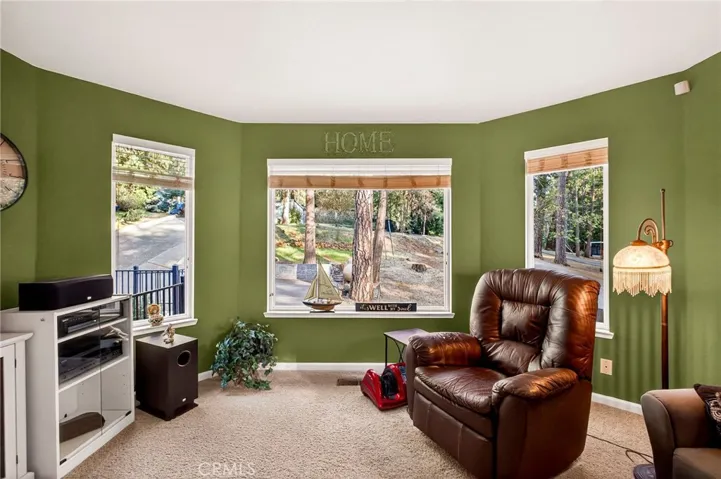 attractive bayed windows to front yard