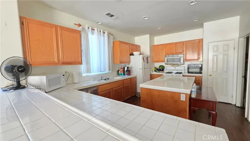 24852 Picnic Lane, Wildomar, California 92595