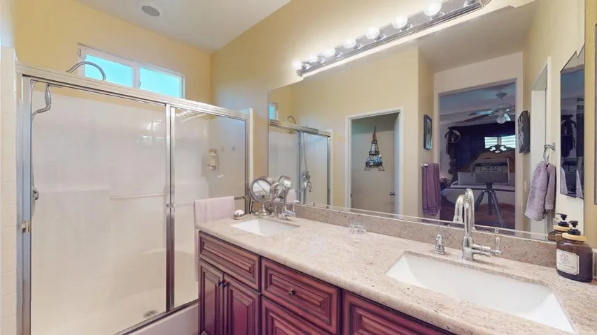 118-Shoreline-Dr-Rancho-Mirage-CA-92270-