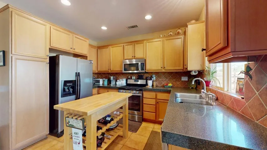 118-Shoreline-Dr-Rancho-Mirage-CA-92270-