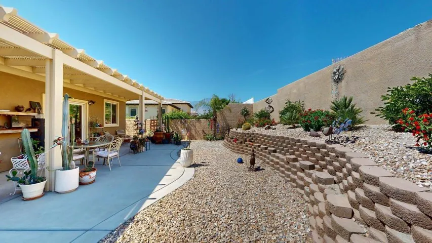 118-Shoreline-Dr-Rancho-Mirage-CA-92270-