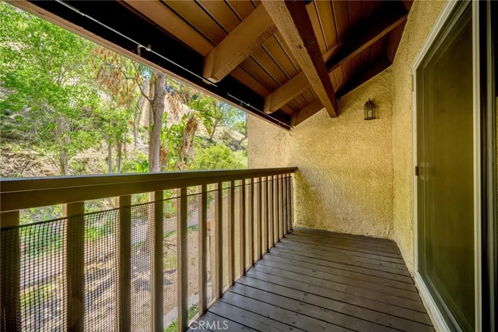 9555 Via Venezia, Burbank, California 91504