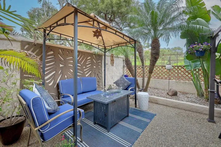 3278 San Tomas, Oceanside, California 92056