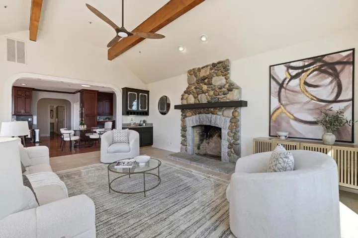 380 Mockingbird Ridge Road, Watsonville, California 95076