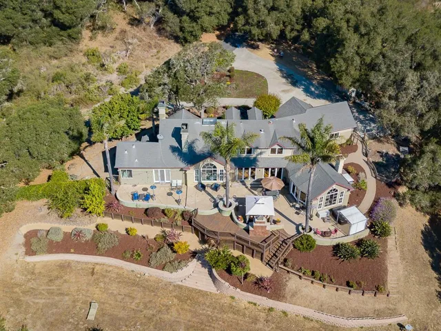 380 Mockingbird Ridge Road, Watsonville, California 95076