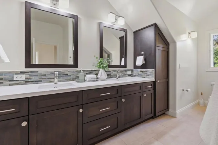 380 Mockingbird Ridge Road, Watsonville, California 95076