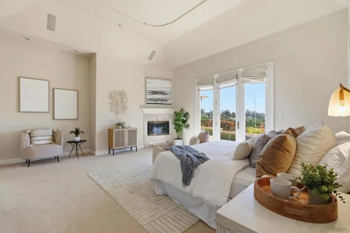 380 Mockingbird Ridge Road, Watsonville, California 95076