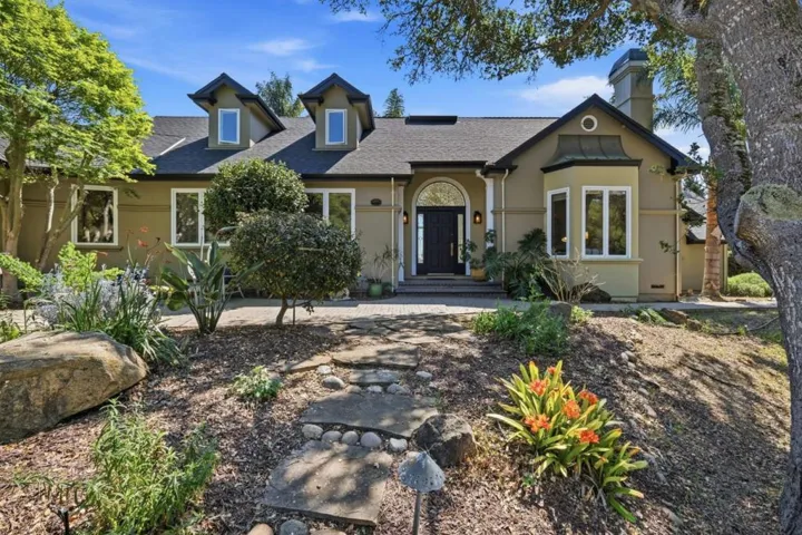 380 Mockingbird Ridge Road, Watsonville, California 95076