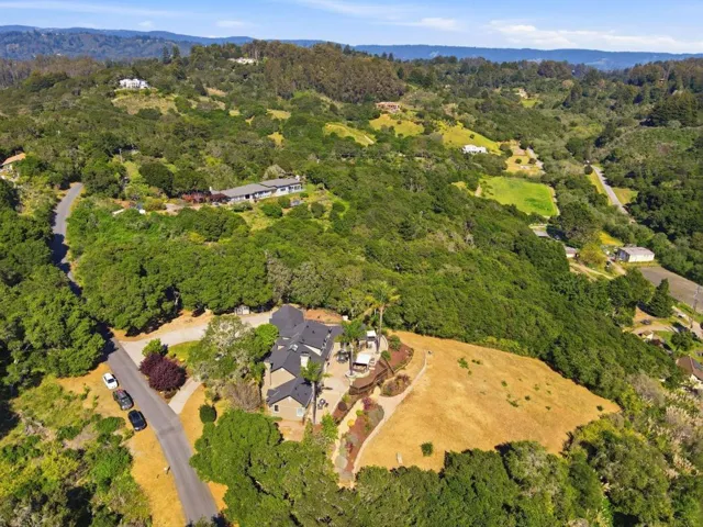 380 Mockingbird Ridge Road, Watsonville, California 95076