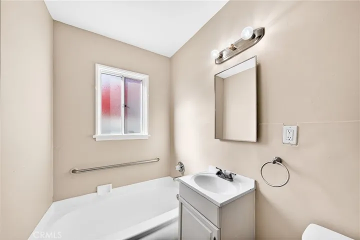 14328 S Cahita, Compton, California 90220