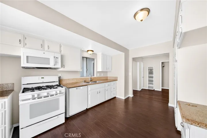 14328 S Cahita, Compton, California 90220