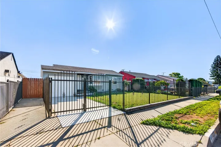 14328 S Cahita, Compton, California 90220